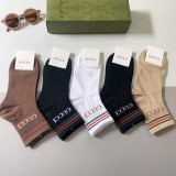 Gucci グッチ通販靴下って