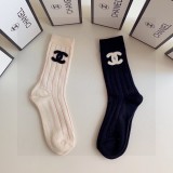 入手困難Chanelシャネル靴下って