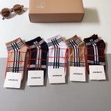 Burberry バーバリー 靴下ってコピー
