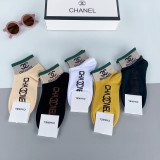 大人気Chanelシャネル靴下って