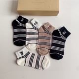 入手困難Burberry バーバリー 靴下って
