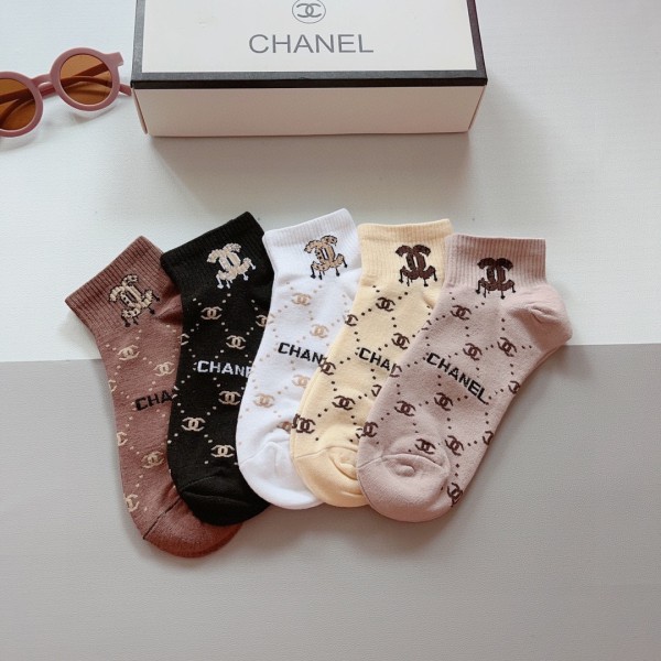 Chanelシャネル偽物靴下って