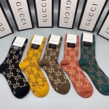 超話題!Gucci グッチ靴下って