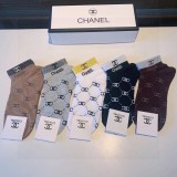 超話題!Chanelシャネル靴下って