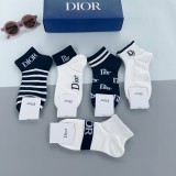 ★超人気Dior ディオール靴下って