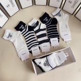大人気Chanelシャネル靴下って