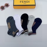 ★超人気Fendiフェンディ靴下って