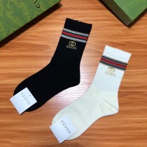 入手困難Gucci グッチ靴下って