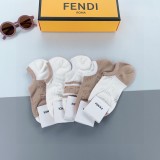 素敵なFendiフェンディ靴下って