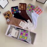 最新Chanelシャネル靴下って
