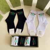 Gucci グッチ通販靴下って
