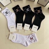 ★超人気Chanelシャネル靴下って