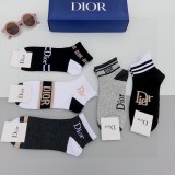 超話題!Dior ディオール靴下って