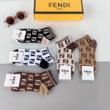 超話題!Fendiフェンディ靴下って