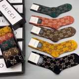 超話題!Gucci グッチ靴下って