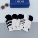 入手困難Dior ディオール靴下って