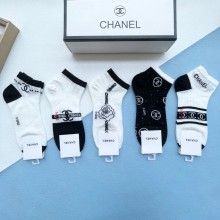 素敵なChanelシャネル靴下って