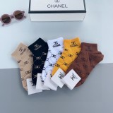 Chanelシャネル靴下ってスーパーコピー