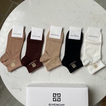 素敵なGIVENCHYジバンシィレディース靴下って