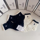 Chanelシャネル靴下ってスーパーコピー
