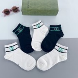 超話題!Gucci グッチ靴下って
