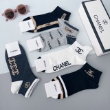 ★超人気Chanelシャネル靴下って