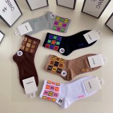 最新Chanelシャネル靴下って