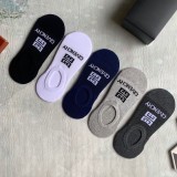 最新GIVENCHYジバンシィメンズ 靴下って