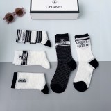 ★超人気Chanelシャネル靴下って