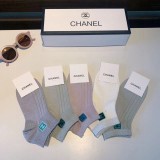 高品質Chanelシャネル靴下って