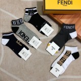 入手困難Fendiフェンディ靴下って