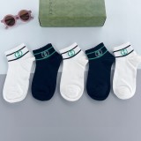 超話題!Gucci グッチ靴下って