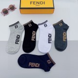 ★超人気Fendiフェンディ靴下って