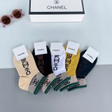 大人気Chanelシャネル靴下って