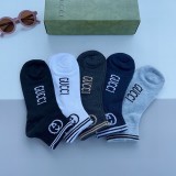 最新Gucci グッチ靴下って