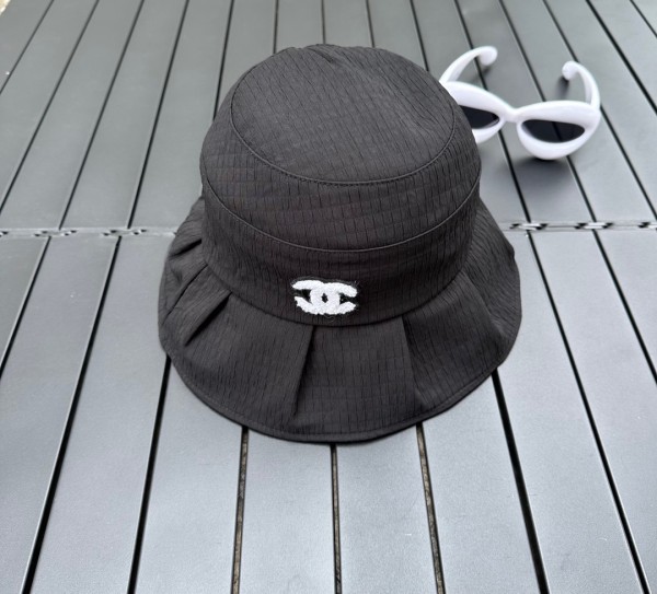 入手困難シャネルChanel帽