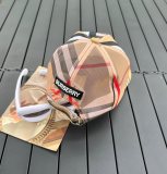 素敵なバーバリーBurberry帽