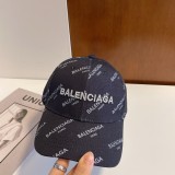 入手困難バレンシアガBanelciaga帽