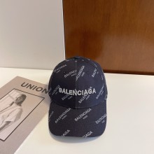 入手困難バレンシアガBanelciaga帽