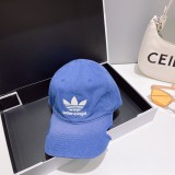 入手困難バレンシアガBanelciaga帽