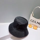 素敵なフェンディFendi帽