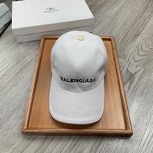 入手困難バレンシアガBanelciaga帽