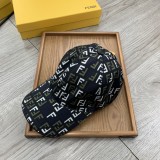 素敵なフェンディFendi帽