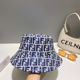 素敵なフェンディFendi帽