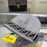 素敵なフェンディFendi帽