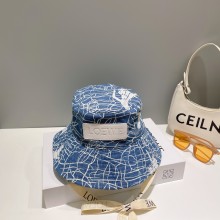 超話題!ロエベLoewe帽