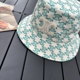 入手困難セリーヌCeline帽
