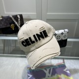 入手困難セリーヌCeline帽