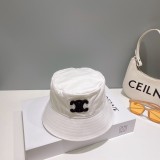 超話題!セリーヌCeline帽
