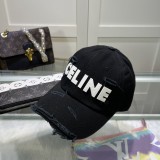 入手困難セリーヌCeline帽